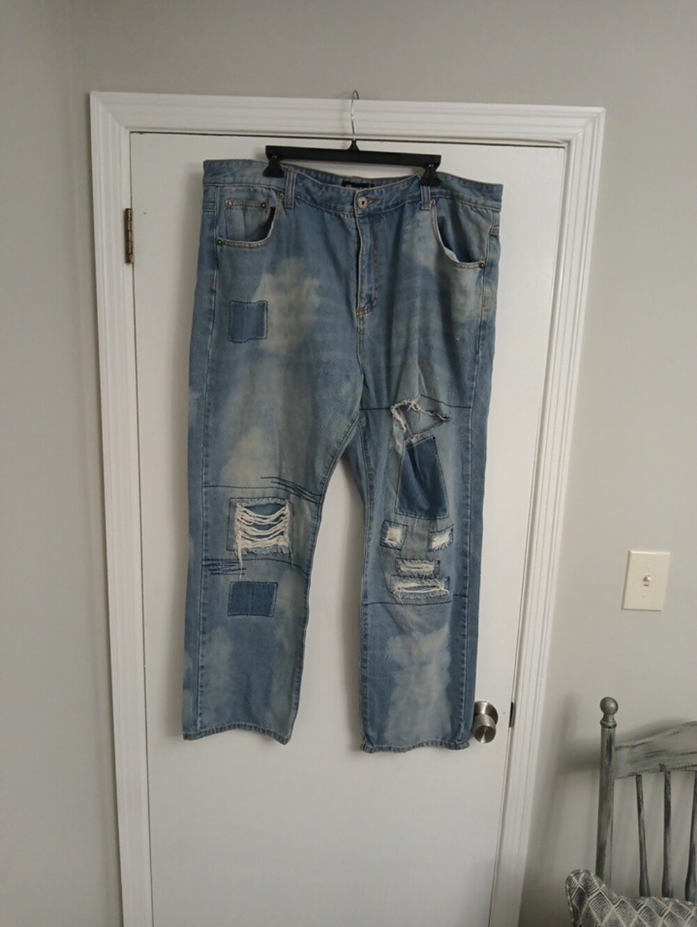 Light Blue Distressed Royal Blue Size 44x32 Men's Jeans